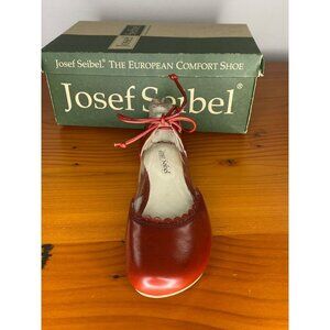 Josef Seibel Fiona 47 Red Leather Mary Jane Flats Size 6 EU 37 Padded Footbed